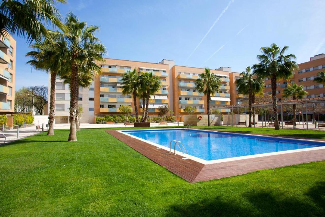 Vila Olimpica Pool Suites Barcelona Exterior photo
