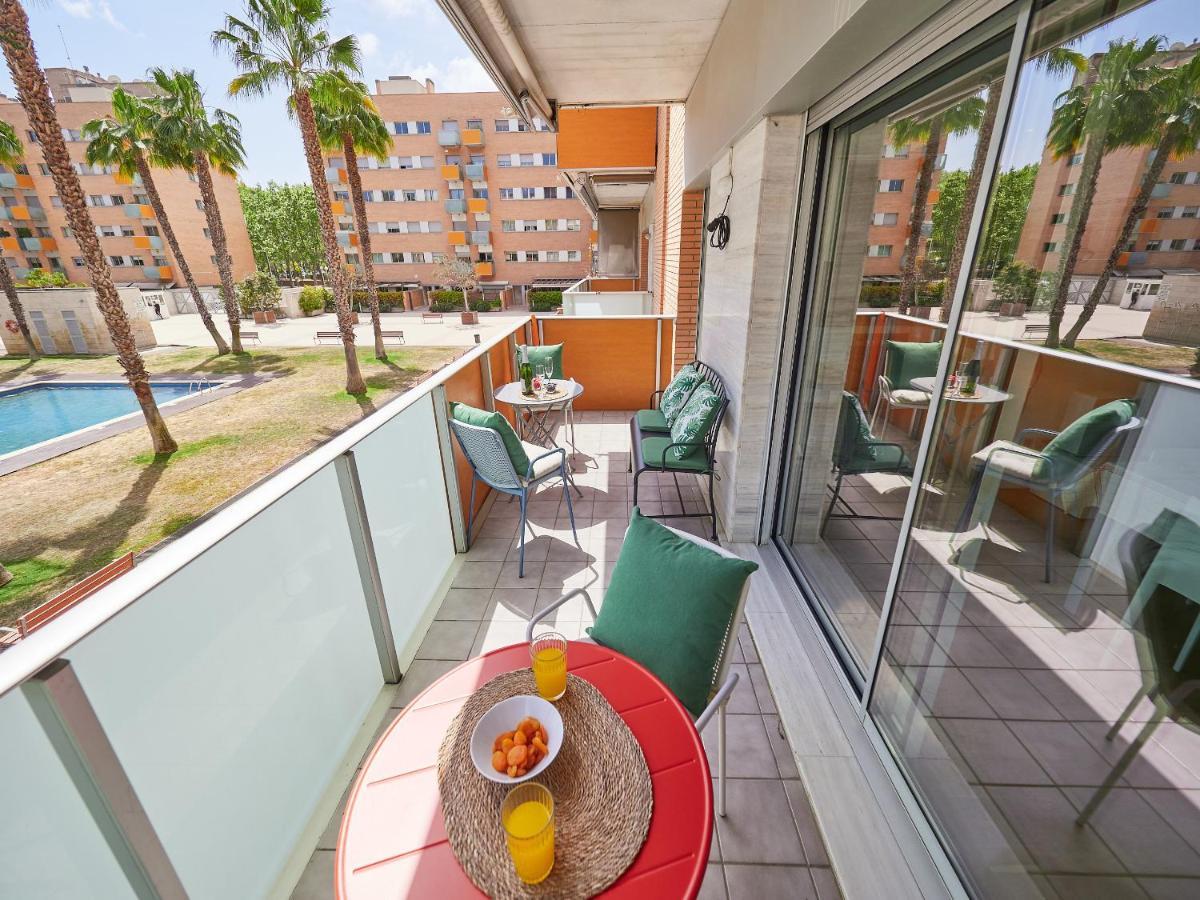 Vila Olimpica Pool Suites Barcelona Exterior photo