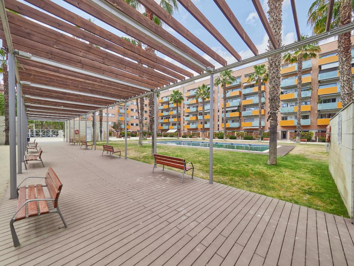 Vila Olimpica Pool Suites Barcelona Exterior photo