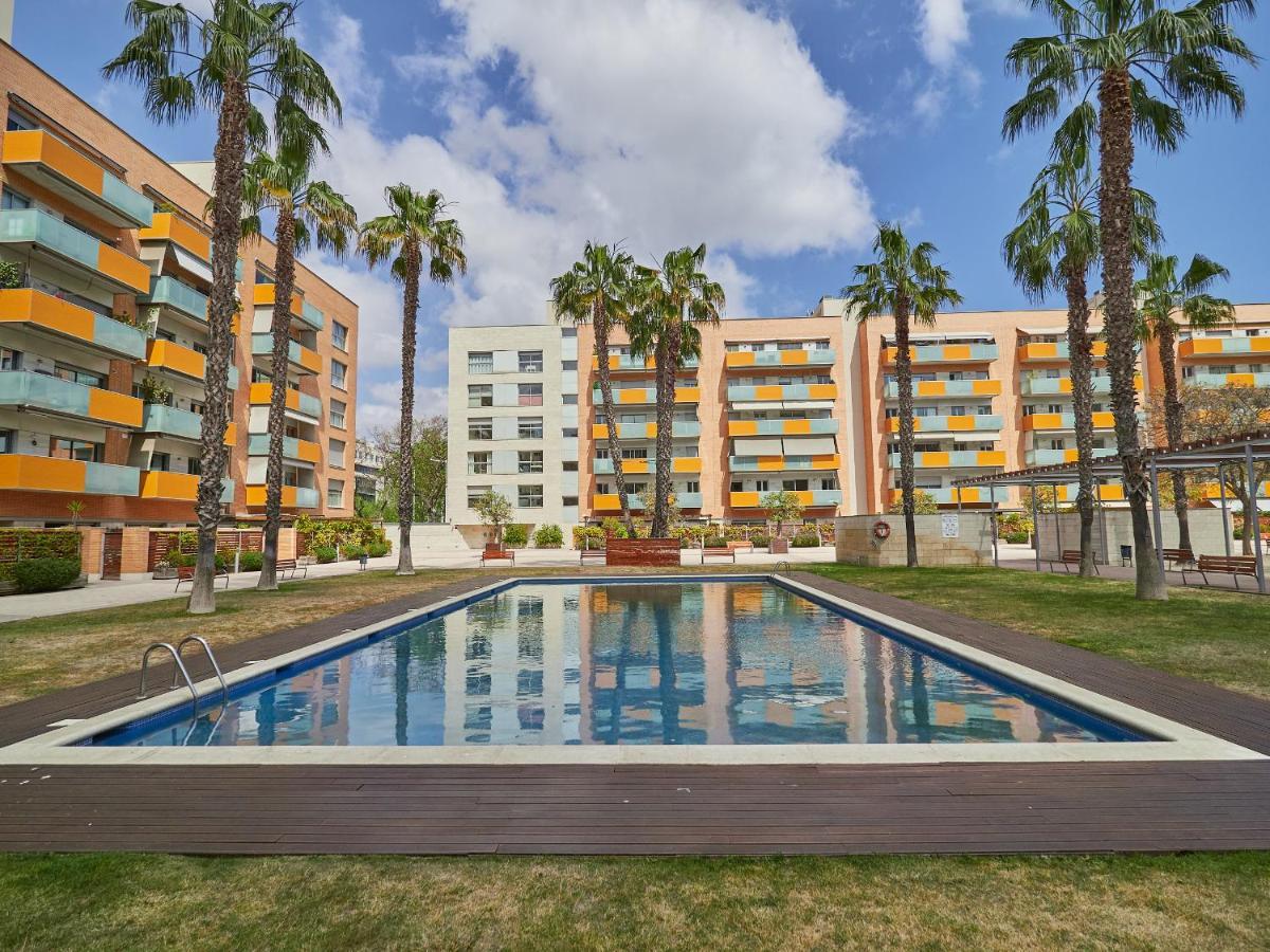 Vila Olimpica Pool Suites Barcelona Exterior photo